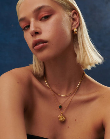 Square Onyx Pendant Necklace – Delicate Chain, Protection Stone